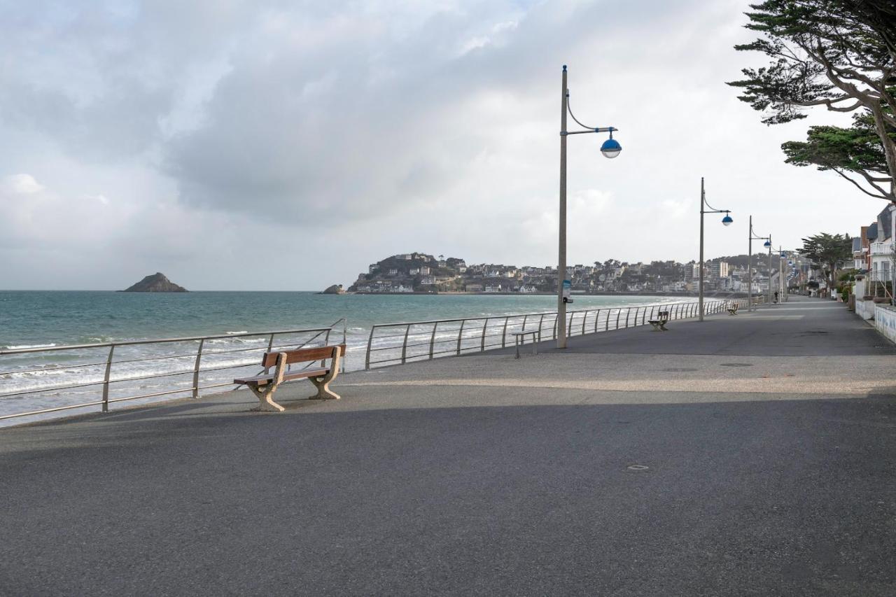 Sejour Pour 6 Face A La Grande Plage De Pleneuf Exterior photo