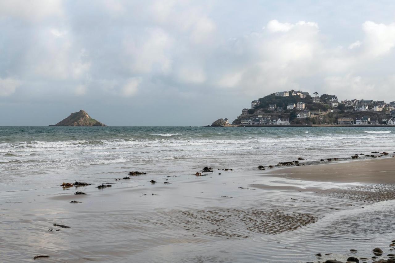 Sejour Pour 6 Face A La Grande Plage De Pleneuf Exterior photo